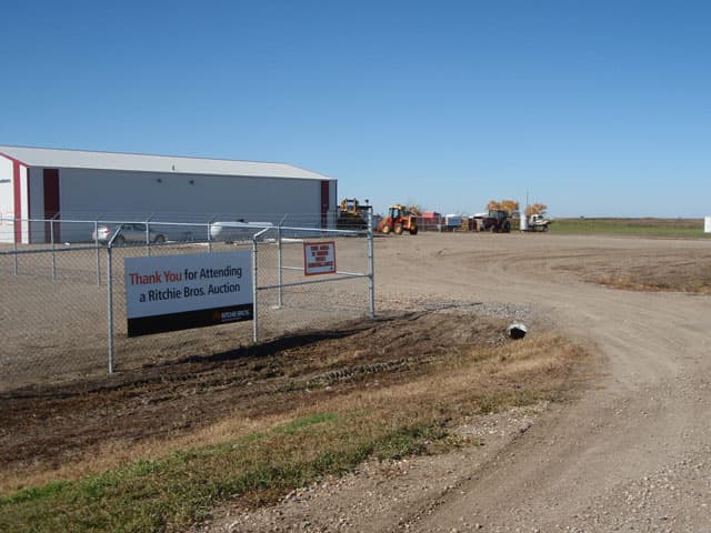 Regina, SK: Equipment Delivery and Pick Up - Loading Area Information - Registration Building Entrance 4