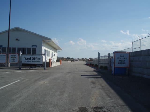 Kansas City, MO: Equipment Delivery and Pick Up - Loading Area Information - Yard Office 3