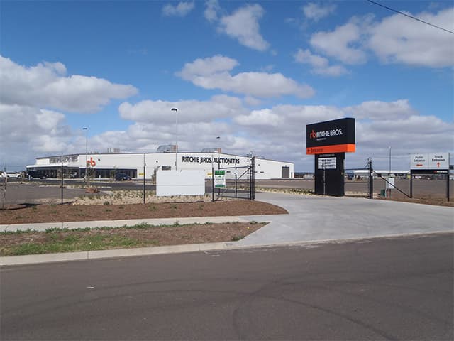 Geelong, VIC: Equipment Delivery and Pick Up - Loading Area Information - Entrance 2