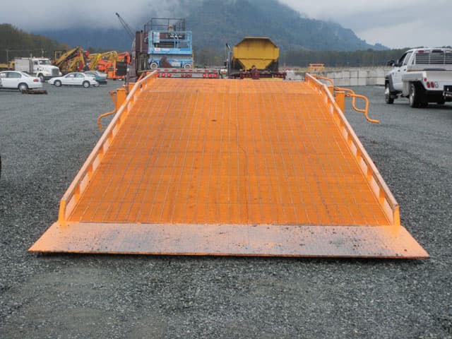 Chilliwack, BC: Equipment Delivery and Pick Up - Loading Area Information - Loading Dock 3